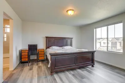 Gallery image of 10 Mi to DIA Family Home with Yard! in Aurora