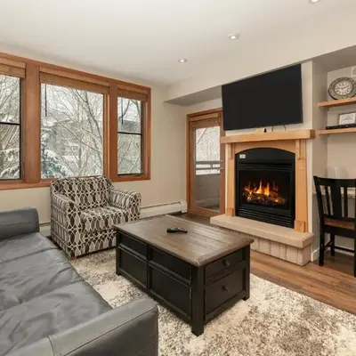 Ski-In/Ski-Out Zephyr 1 Bedroom Condo Winter Park