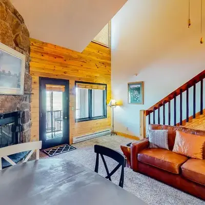 Silver Lodge A & B