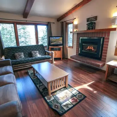 Sunnyside Knoll- 17 cabin