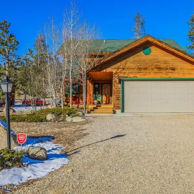 Moose Cabin