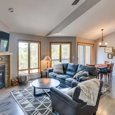 6 Mi to Winter Park Mtn-View Condo with Balcony!