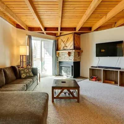 Mtn-View Condo with Community Perks in Silverthorne
