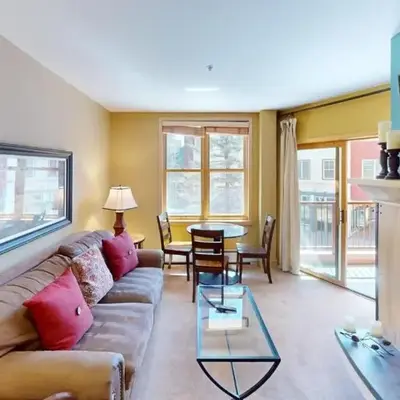 8179 Silver Mill condo