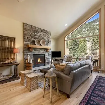 Fall River Retreat - Monthly Long-Term Vacation Rental townhouse
