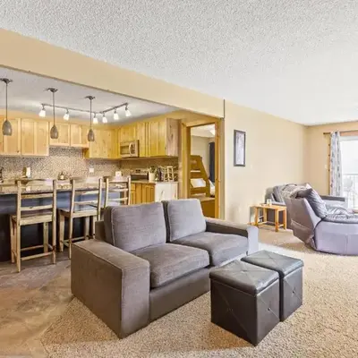 Rocky Mountain Escape with Vista View - Wildernest
