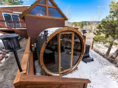 Gallery image of HOT TUB Firepit Sauna Peak to Peak Loft Retreat in Nederland