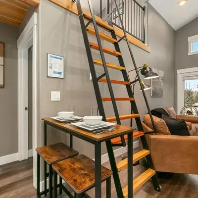 Luxury Living - Walk to Poudre Trail and Old Town!