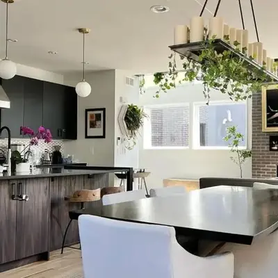 Modern Luxury Home I Sleeps 8 I 10min to Downtown