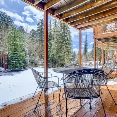 Creekside Suites 01 by Estes Park Condos