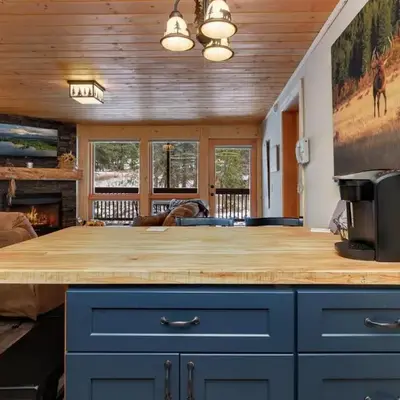Creekside Suites 12 by Estes Park Condos