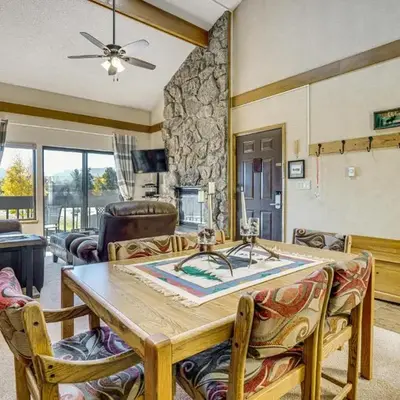 6 Mi to Winter Park Resort Fraser Condo with Pool