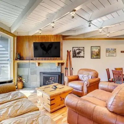 Mtn-View Condo with Community Perks in Silverthorne