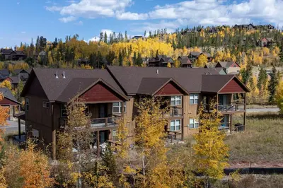 an aerial view of a large house at Wagon Wheel at Rendezvous home in Fraser