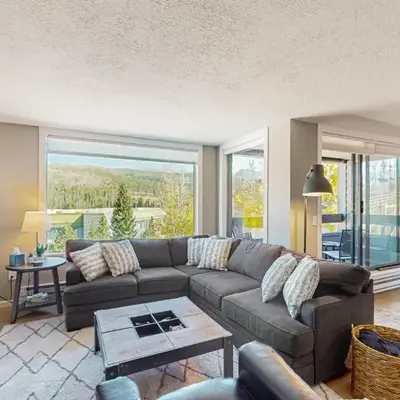 Crisp Mountain Retreat