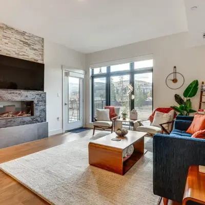 Mountain-View Condo in Downtown Winter Park!