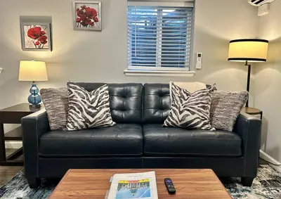 Gallery image of Just Renovated, Fully Stocked Apt with Free Parking in Denver