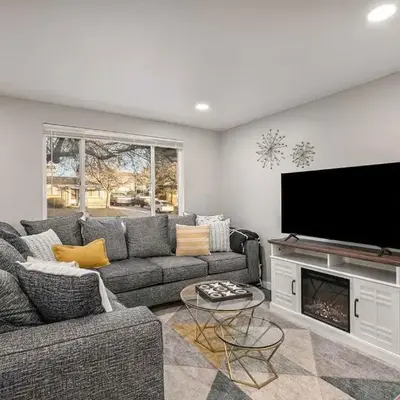Modern Westminster retreat w game room