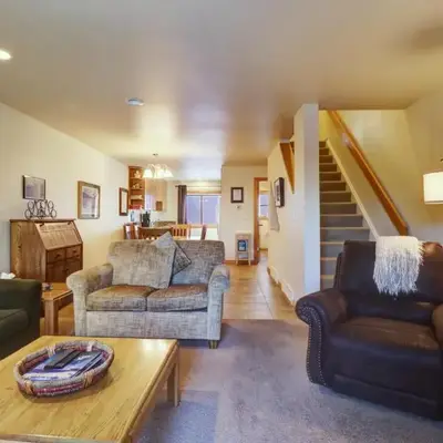 727B Meadow Creek townhouse