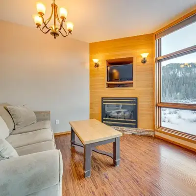 Steps to River Run Gondola Ski Condo with Views!