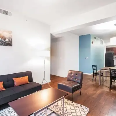 Central Urban Stay with Gym