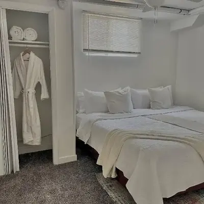 1920s Inspired Stay-coffee Bar- Cozy-local
