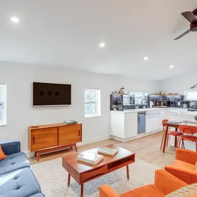 Less Than 1 Block to City Park New-Build Apt in Denver!