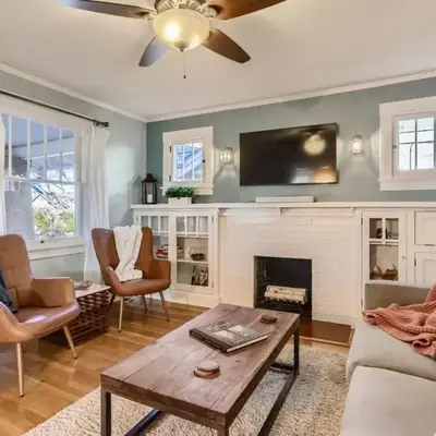 Highlands Bungalow With A Back Yard And A Fire Pit