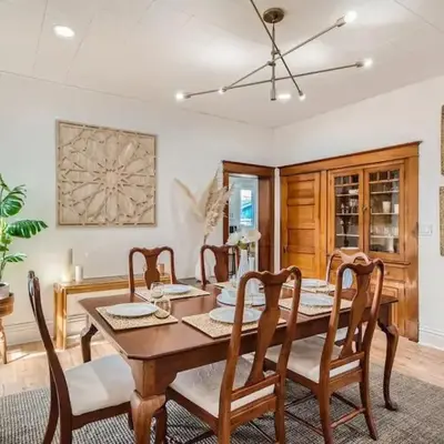Remodeled 3 Bedroom Close to St Broadway And Sante Fe And CBD