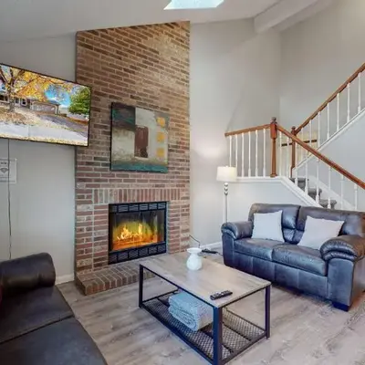 Comfortable Family Friendly Home on Quincy Reservoir