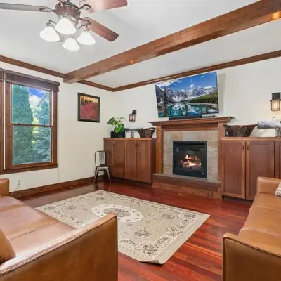 The Fireside Retreat - 6 BD