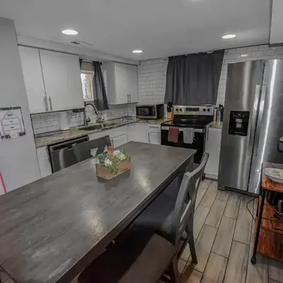 Fun and Affordable Dual Bedroom Lower Unit in Vibrant Denver