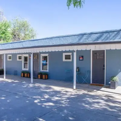 Zuni St Motor Inn- Bike
