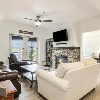 Slopeside Granby Condo Wake