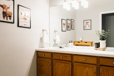 Gallery image of Cozy Retreat - King Beds - Cinema Cave & Home Gym in Westminster
