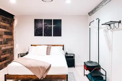 Gallery image of Cozy Retreat - King Beds - Cinema Cave & Home Gym in Westminster