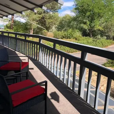 Unique Home 40 acres Peaceful Near Boulder 2 Dogs OK