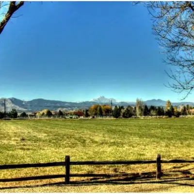 Large Home Near Boulder Fenced Yard 2 Dogs OK