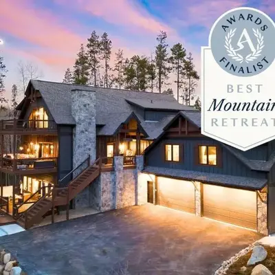 Winterhaven Estate by AvantStay Sleeps 19 Guests Mountain Compound w Views Firepit Hot Tub