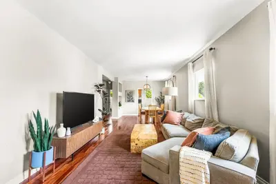 Gallery image of Sunny West Denver Escape Stylish 2BR Retreat in Wheat Ridge
