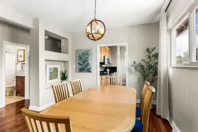 Gallery image of Sunny West Denver Escape Stylish 2BR Retreat in Wheat Ridge