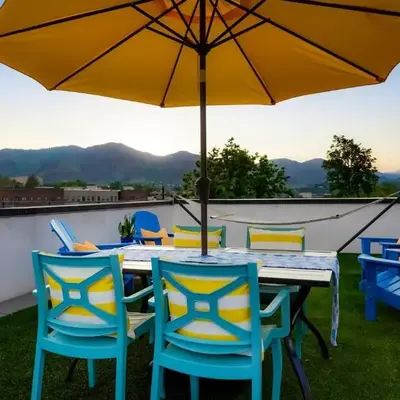 Million Dollar Rooftop MTN Views -2 King Beds-DT Golden
