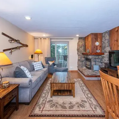 Beaver Village 1712 - Nicely Updated