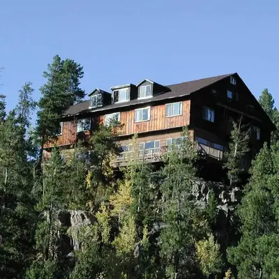 Shadowcliff Rempel Lodge