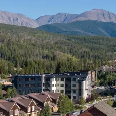 Downtown Flat condo