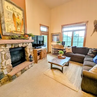 Expedition Station 8634 by SummitCove Lodging