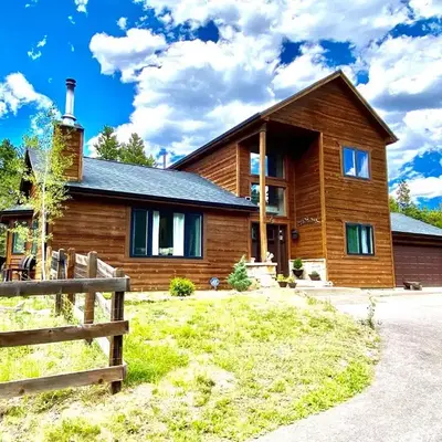 Echo Hills Mountain Lodge - Evergreen Mountain Top Retreat - Foothills of the Rockies