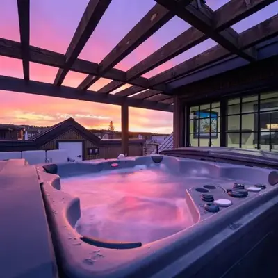Blue Horizon Chalet home