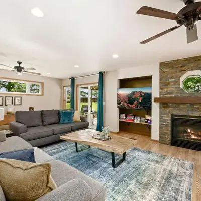 Shady Grove with 4 King Beds