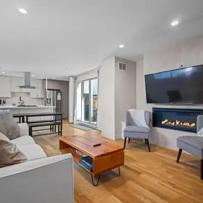 Modern Townhome for long stays Near Sloans Lake